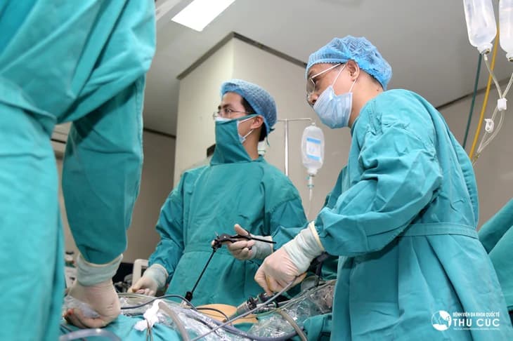 Phẫu thuật cắt dạ dày khi có nguy cơ tiến triển ung thư