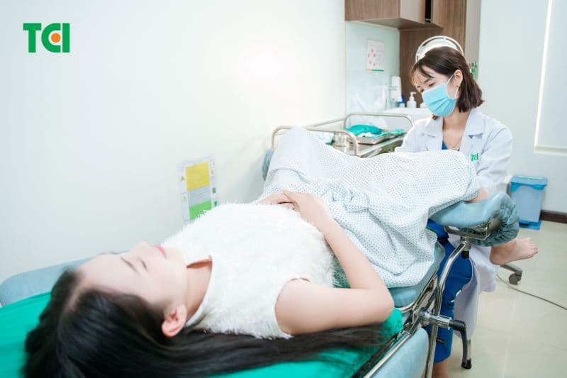 Khám phụ khoa định kỳ giúp phát hiện các rối loạn nội tiết và đánh giá sức khỏe sinh sản.