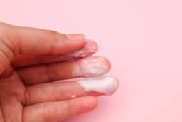 Khí hư là gì? Dấu hiệu nhận biết và cách cải thiện theo Đông y