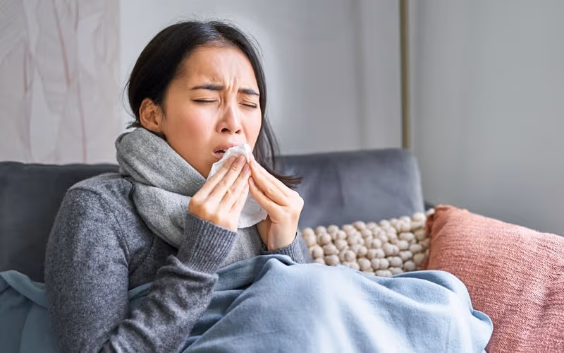 Nôn ra máu tươi là bệnh lý như thế nào?