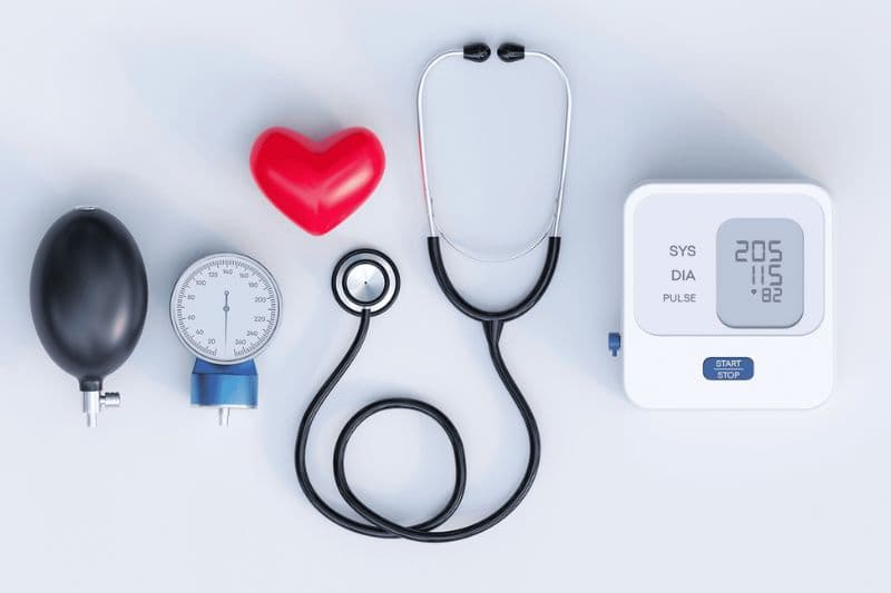 Theo WHO, khi huyết áp tâm thu từ 140 mmHg trở lên và/hoặc huyết áp tâm trương từ 90 mmHg trở lên thì được gọi là tăng huyết áp.