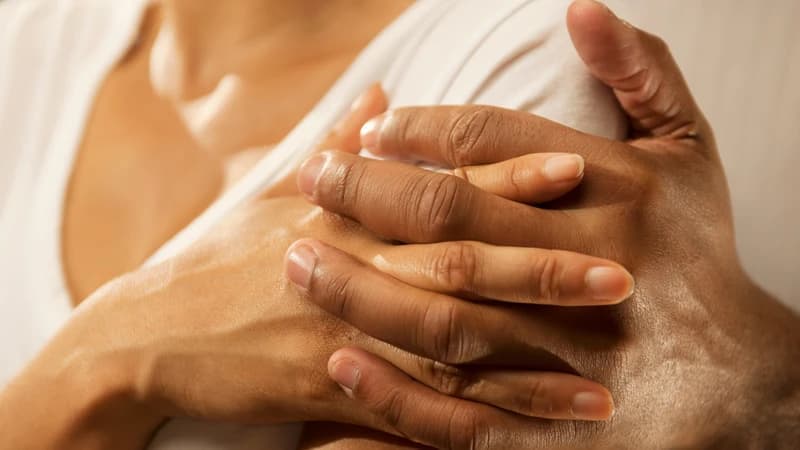 Quan hệ không vào sâu vẫn có nguy cơ mang thai nếu tinh trùng tiếp xúc với âm đạo