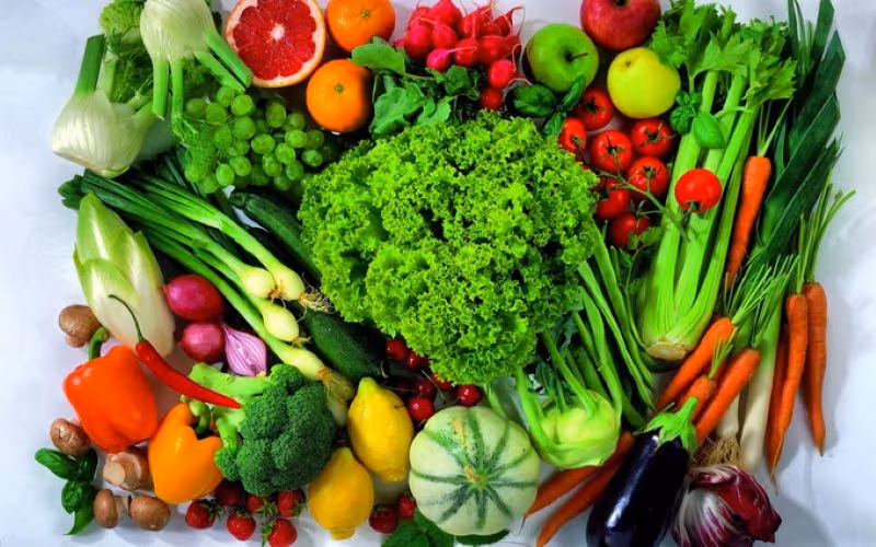 Chế độ ăn đa dạng, cân đối giúp bổ sung các dưỡng chất cần thiết cho cơ thể