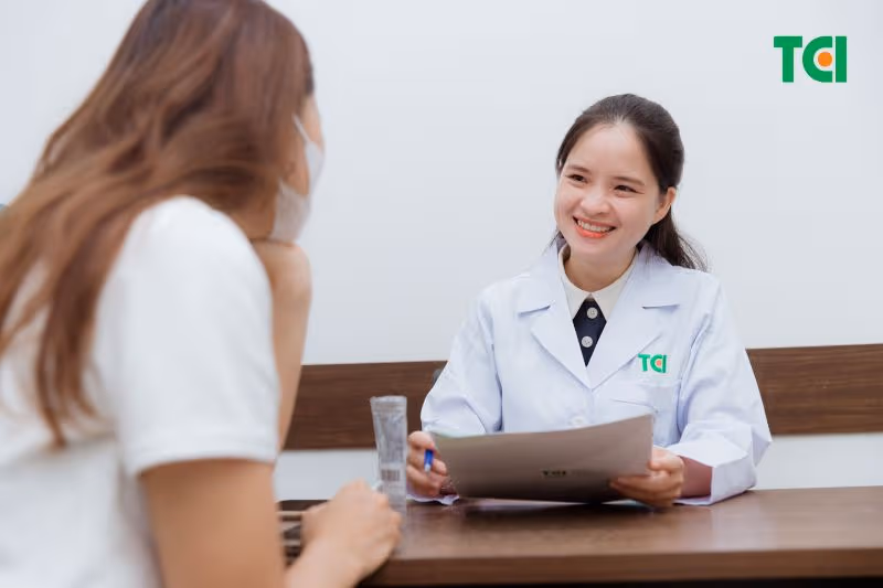 Khám thai định kỳ tại Thu Cúc TCI giúp mẹ bầu kiểm tra các chỉ số sức khỏe và được tư vấn bổ sung vi chất phù hợp.