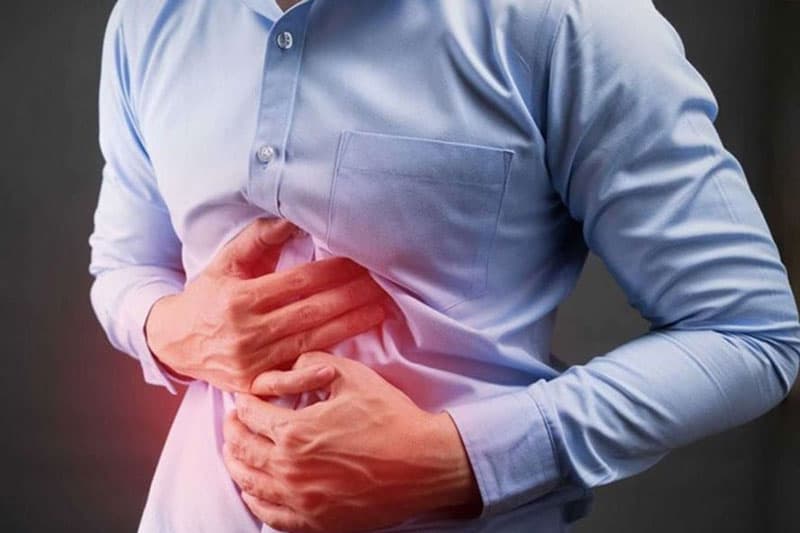 Sử dụng kháng sinh cũng có thể làm tăng nguy cơ mắc bệnh viêm đại tràng nhiễm trùng