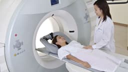 Viêm đại tràng do tia xạ có nguyên nhân, triệu chứng và điều trị như thế nào?