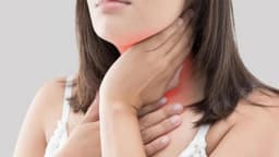 Viêm tuyến giáp có nguy hiểm không? Khi nào cần điều trị?