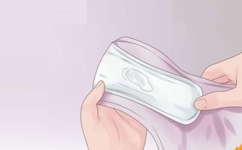 Tình trạng rỉ dịch âm đạo bất thường khi mang thai cần được kiểm tra để xác định có phải nước ối hay không.