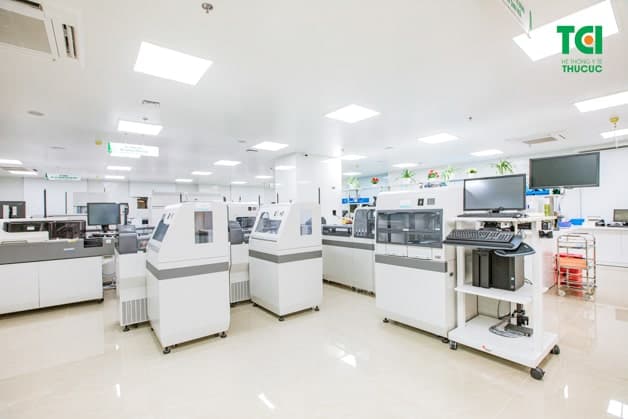 Phòng xét nghiệm đạt tiêu chuẩn quốc tế ISO 15189:2012 phục vụ tận tình chu đáo tại Chuyên khoa Nội thần kinh Hệ thống Y tế Thu Cúc TCI