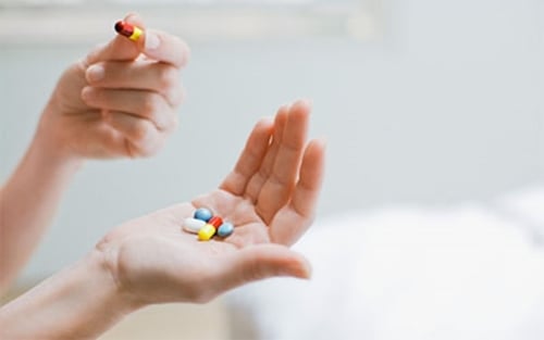 Viêm loét dạ dày tá tràng uống thuốc gì?