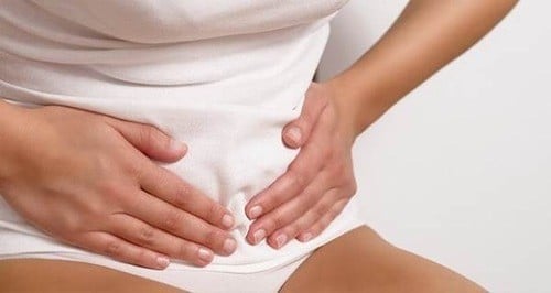 Khí hư lẫn máu do đâu? nhiều chị em cảm thấy hoang mang