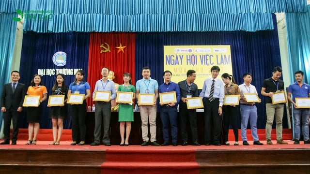 BV Thu Cúc đồng hành cùng Ngày hội việc làm mùa Thu
