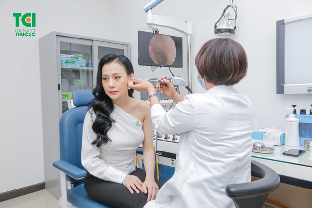 Diễn viên Phương Oanh &#8211; Khám sức khỏe