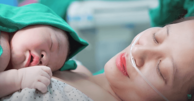 Chào con! Em bé thiên thần &#8211; Phút giây vượt cạn đầy xúc động