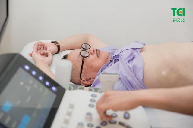 NSƯT Trần Đức khám sức khỏe tại Hệ thống Y tế Thu Cúc