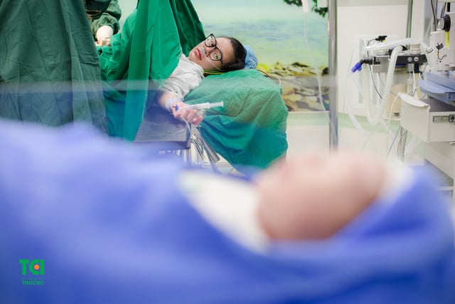 Hành trình đón con trai đầy hạnh phúc của mẹ Trần Thị Lương