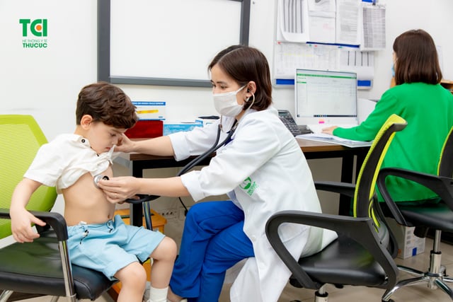Khám sức khoẻ tổng quát cho bé 4 tuổi