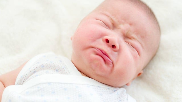 Viêm tai ứ dịch ở trẻ em: Nguyên nhân, dấu hiệu và cách điều trị