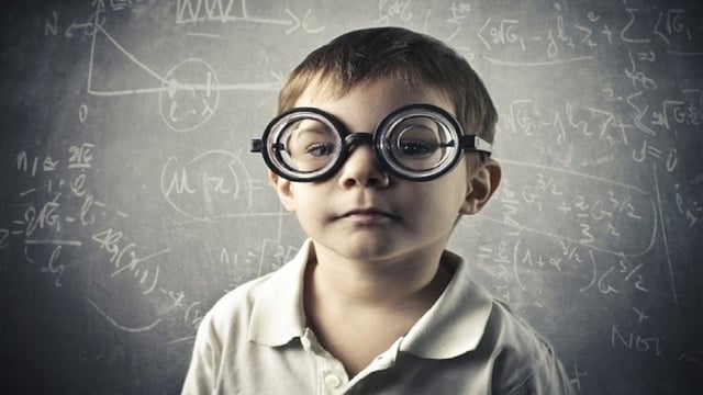 Cận nặng nguy hiểm như thế nào?