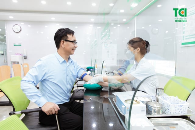 NSƯT Đức Khuê khám sức khỏe tổng quát tại Thu Cúc TCI