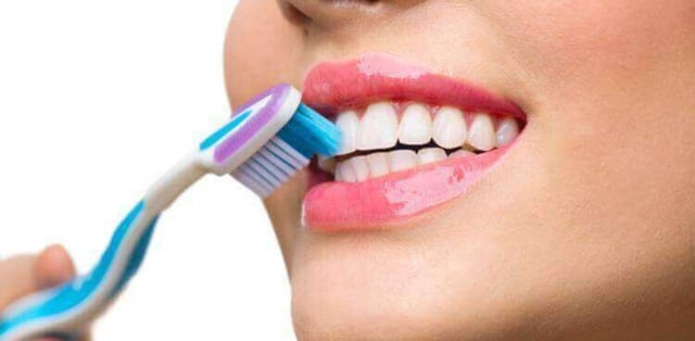 Bí quyết chăm sóc răng sau khi làm răng sứ