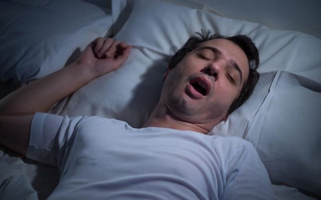 Đột quỵ khi ngủ: Dấu hiệu cảnh báo và cách phòng ngừa