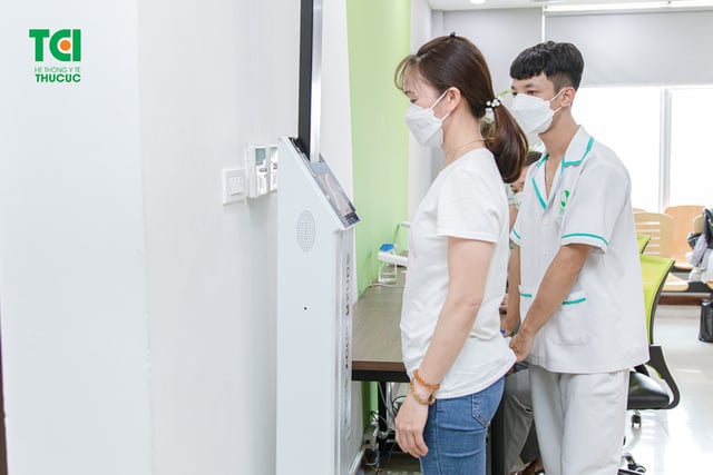 Khám sức khoẻ công ty TNHH Le Mont Ba Vì