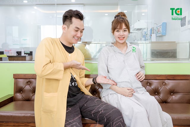 Chúc mừng gia đình diễn viên Anh Tuấn và vợ Lâm Diễm Quỳnh đón bé Xoài nhỏ bình an tại TCI