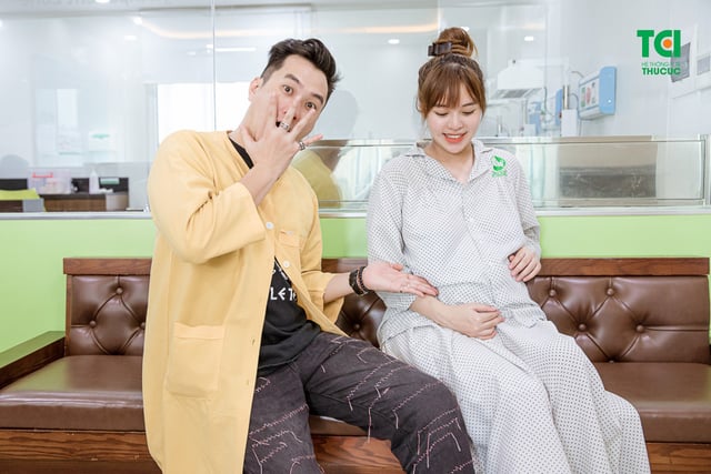 Chúc mừng gia đình diễn viên Anh Tuấn và vợ Lâm Diễm Quỳnh đón bé Xoài nhỏ bình an tại TCI