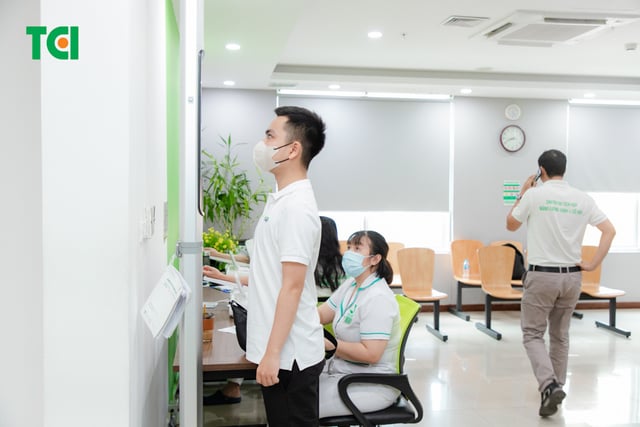 Khoảnh Khắc Doanh Nghiệp Khám sức khỏe Công Ty cổ phần Hoàng Liên Sơn