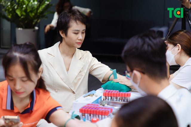 Khoảnh Khắc Doanh Nghiệp Khám Sức Khỏe NGÂN HÀNG TMCP KIÊN LONG