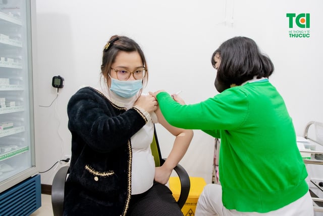 Chi phí tiêm phòng uốn ván cho bà bầu