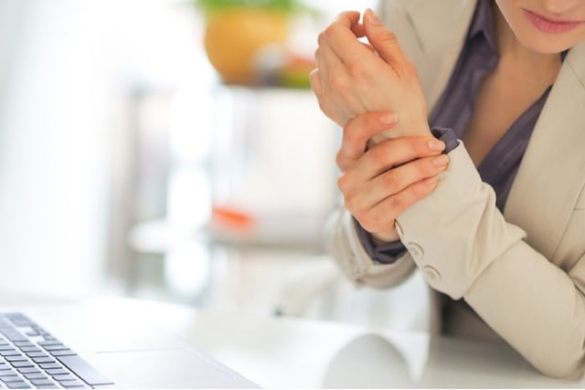 Viêm khớp dạng thấp diễn biến và cách phòng ngừa