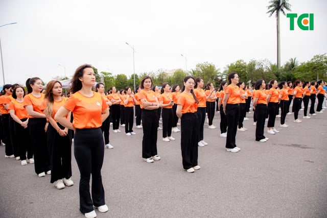 Ảnh Sự kiện Đồng diễn dân vũ &#8211; Phụ nữ Việt Nam giàu sức sống