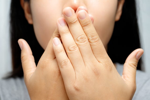 Giải đáp: Hôi miệng có lây không?