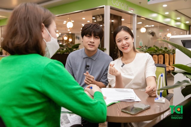 Ảnh Tiktoker triệu follower Đào Nguyễn Ánh trải nghiệm cùng vợ bầu tại TCI