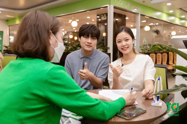 Ảnh Tiktoker triệu follower Đào Nguyễn Ánh trải nghiệm cùng vợ bầu tại TCI