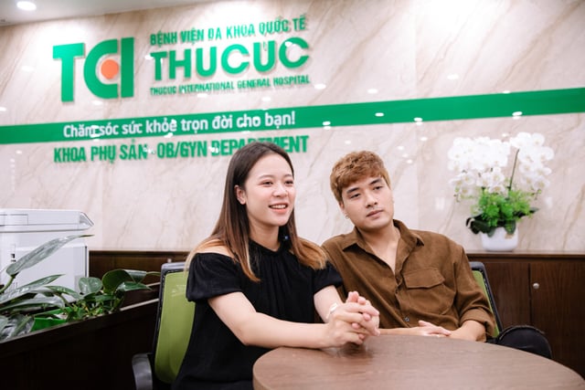 Ảnh Tiktoker triệu follower Đào Nguyễn Ánh trải nghiệm cùng vợ bầu tại TCI