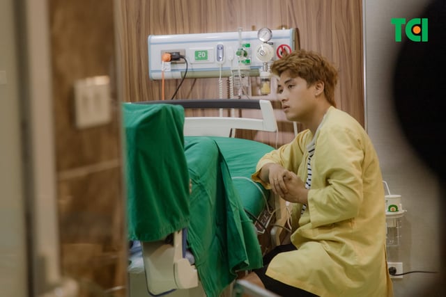 Ảnh Tiktoker triệu follower Đào Nguyễn Ánh trải nghiệm cùng vợ bầu tại TCI