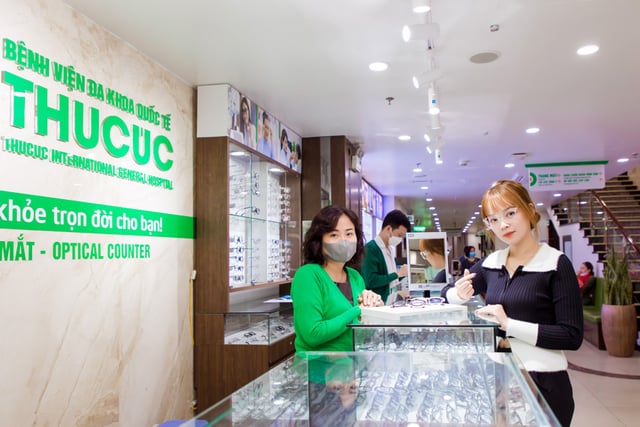 Ảnh khách hàng Lê Thị Ngọc Huyền cắt kính tại Thu Cúc TCI
