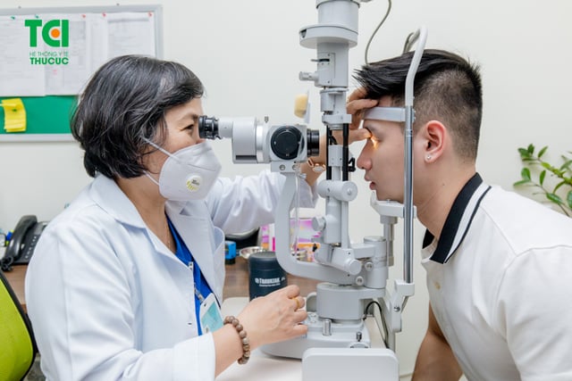 Ảnh khách hàng Nguyễn Duy Đức cắt kính tại Thu Cúc TCI