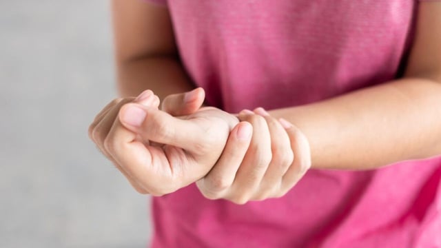 Tìm hiểu mổ hội chứng ống cổ tay bao lâu lành
