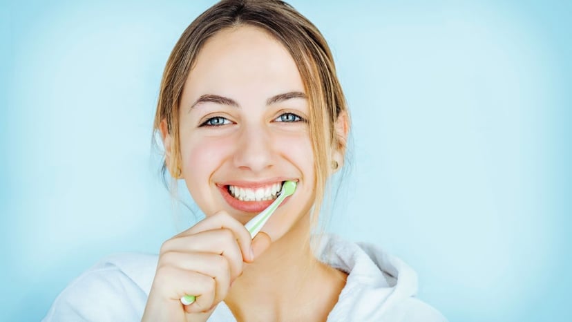 Cách chăm sóc răng miệng đúng cách với bộ sản phẩm thần thánh