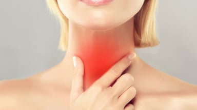 Giải mã nóng cổ ợ hơi – Nguyên nhân và cách xử lý