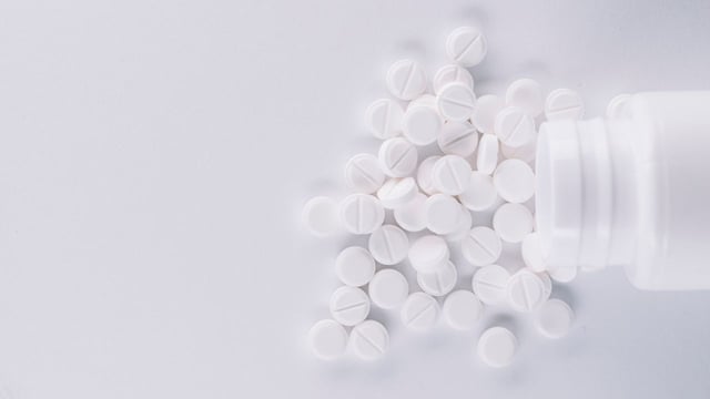 Uống panadol trước khi tiêm vắc-xin: Được hay không