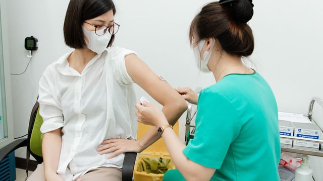 Tìm hiểu về vấn đề có nên tiêm vắc-xin trước khi mang thai