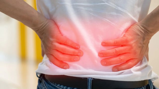 Dấu hiệu bị thận ứ nước do sỏi thận: Cách nhận biết và điều trị