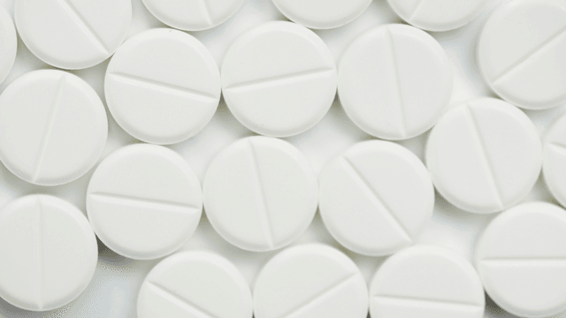 Dị ứng ibuprofen có tiêm vắc-xin không: Lời khuyên từ chuyên gia