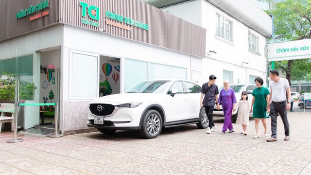 Vấn đề người trên 65 tuổi có nên tiêm vắc xin và giải đáp