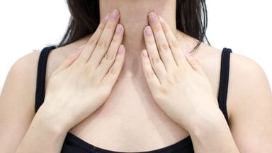 Ợ nóng rát cổ: Dấu hiệu cảnh báo hệ tiêu hóa đang &#8220;kêu cứu&#8221;